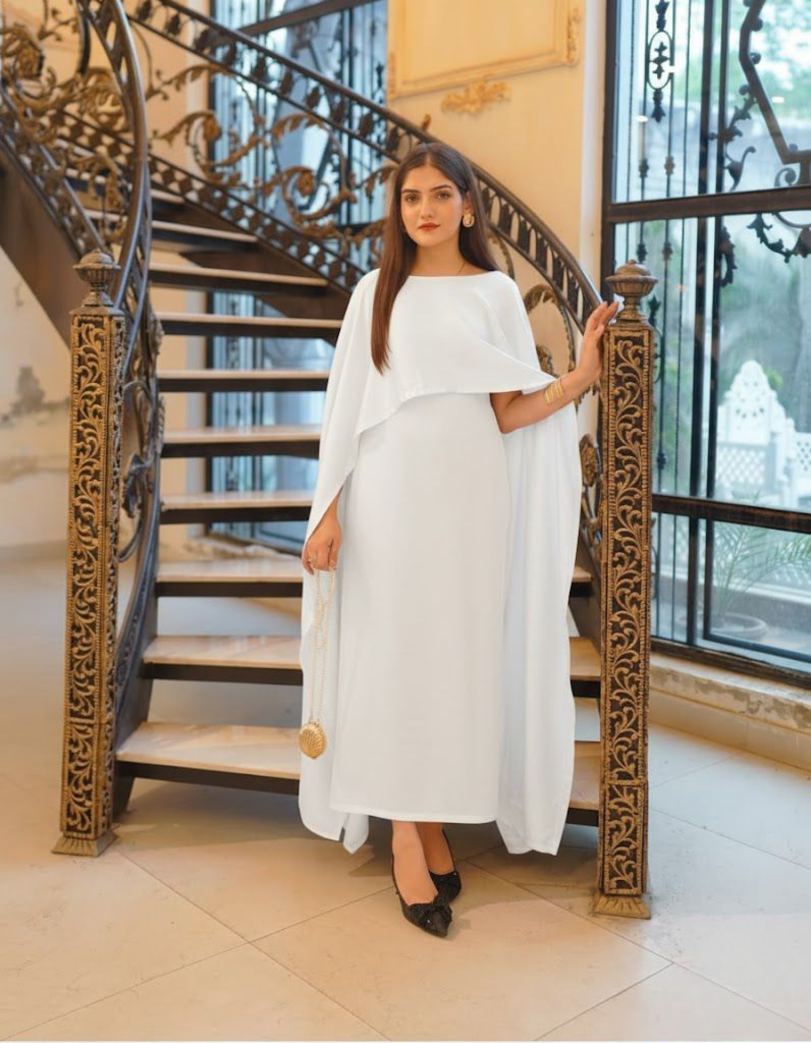 Cape maxi