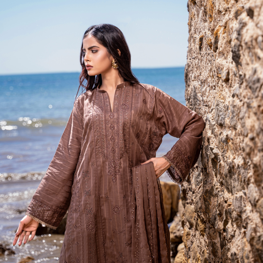 Nayab – Premium 3-Piece Unstitched Embroidered Lawn by Dhagajee Studio