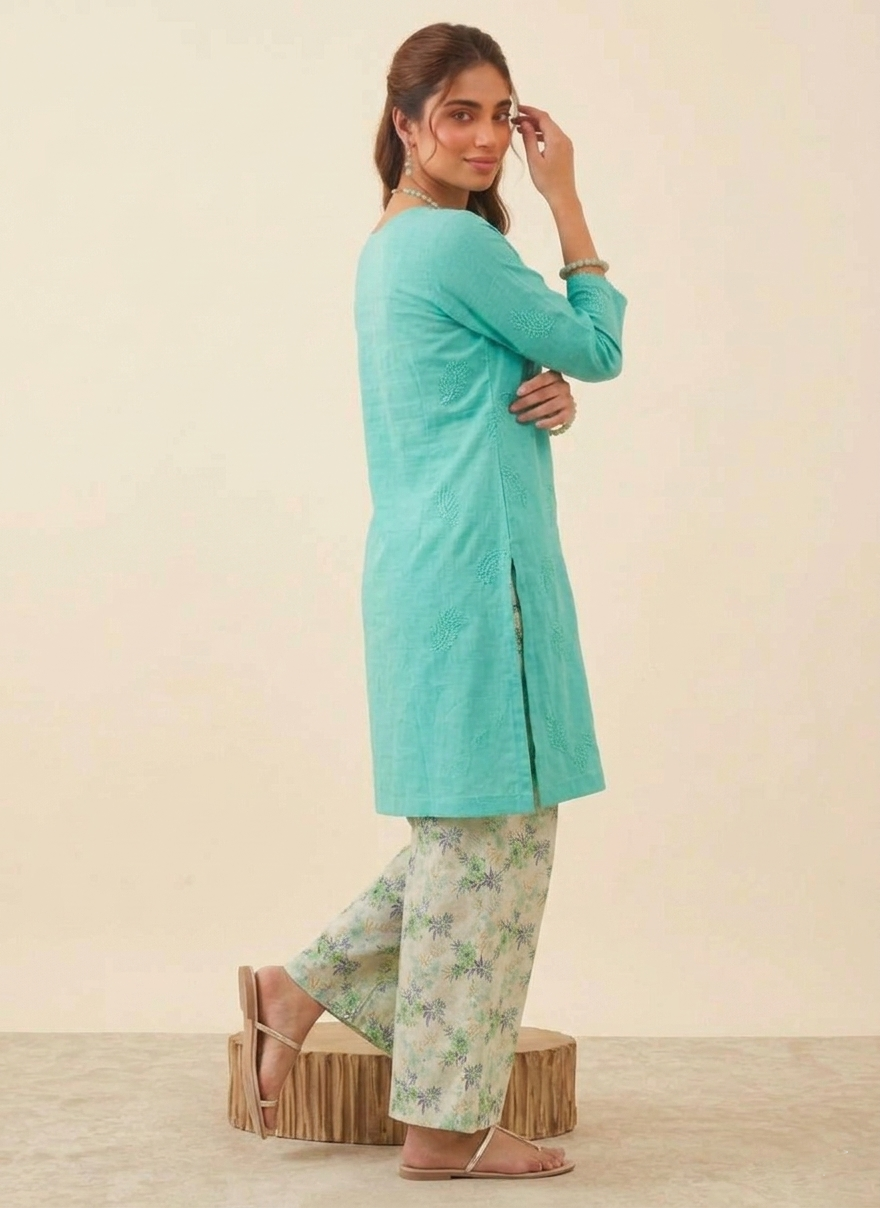 Aayat – Premium 2-Piece Stitched Chikankari & Printed Lawn Suit